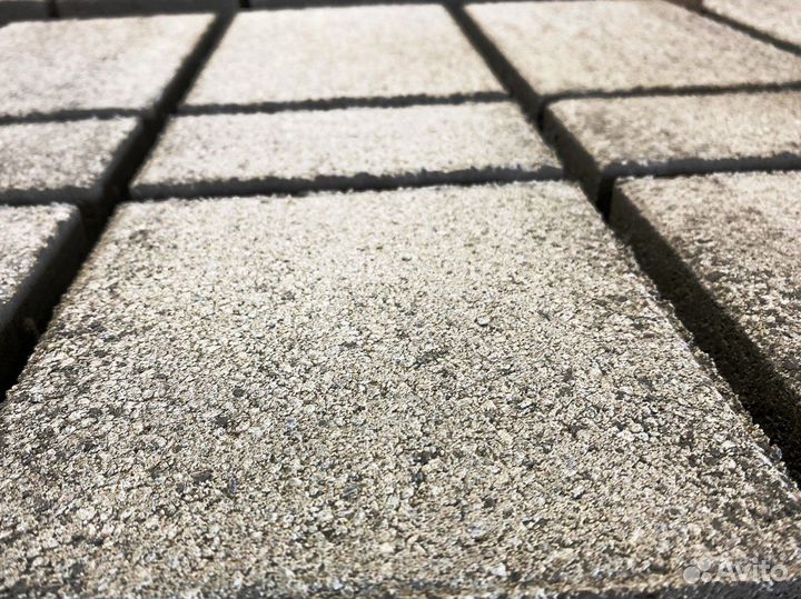 Крупноформатная тротуарная плитка