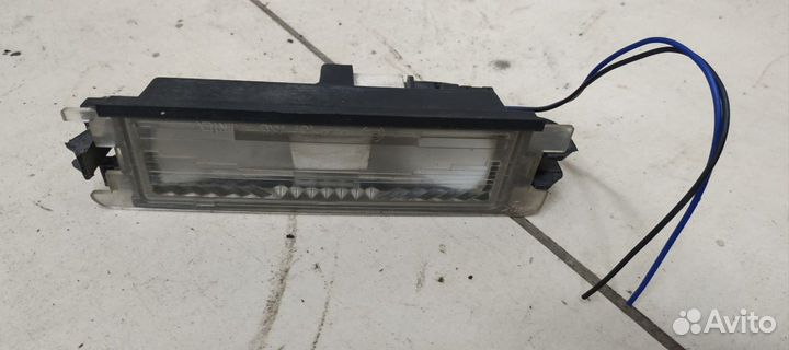 Фонарь подсветки номера