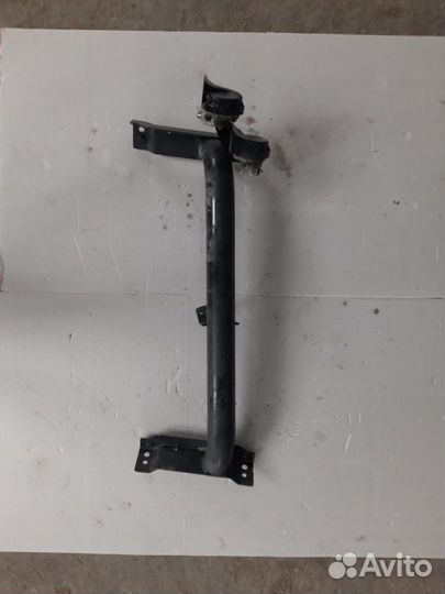 Кронштейн подножки правый Man Tgx 18.440 дизель