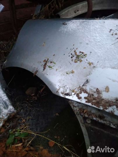 Крыло заднее левое audi a4b5 avant универсал