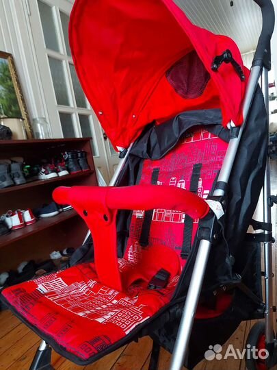 Прогулочная коляска трость