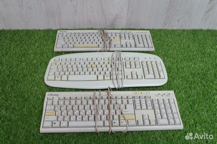 Клавиатура компьютерная PS/2 (84 штуки)