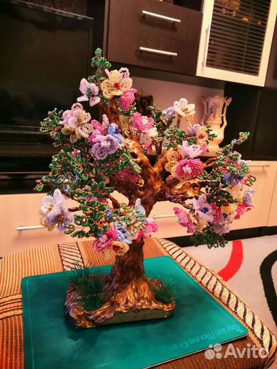 Деревья из бисера