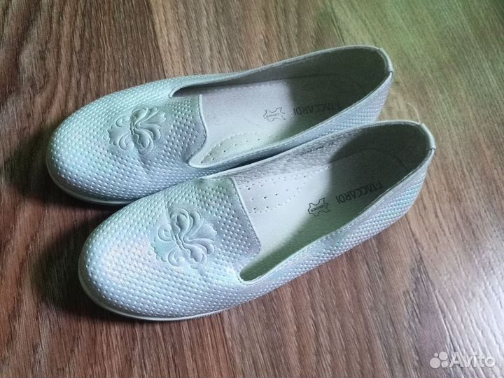Детские туфельки