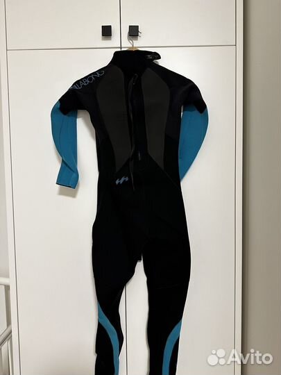 Гидрокостюм billabong