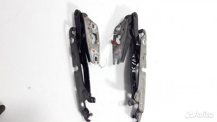 Петли багажника Audi A6 C6 2.0 TDI BRE 2008