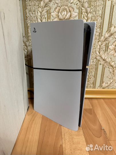 Sony PlayStation Slim5