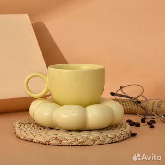 Чайная пара кружка с блюдцем
