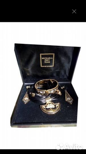 Колье, браслет, серьги