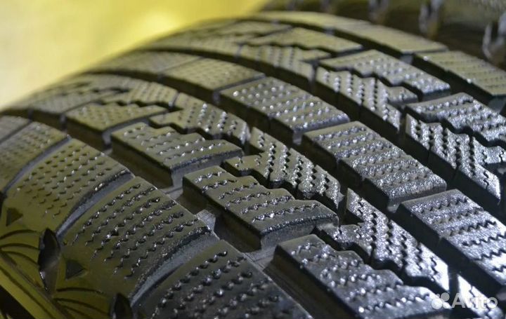 Nexen Winguard Ice 205/60 R16