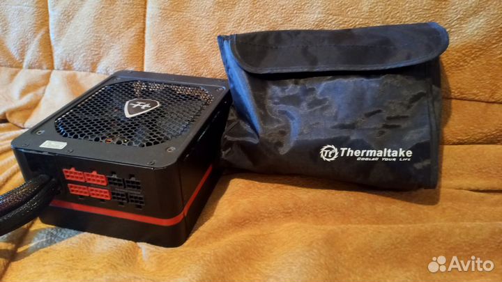 Блок питания Thermaltake 650W