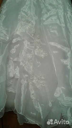Платье свадебное