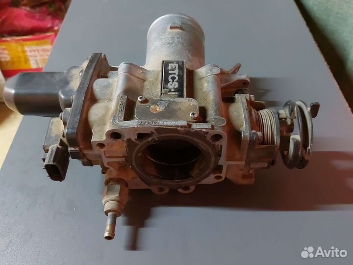 Дроссельная заслонка lexus