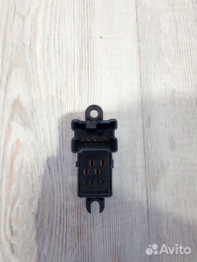 Кнопка стеклоподъемника Nissan qashqai J10 Лев, Пр