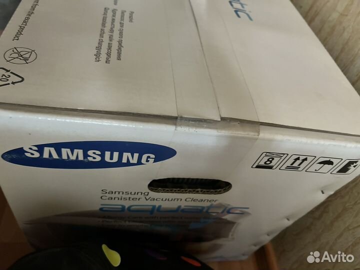 Пылесос Samsung SD9421 Aquatic новый
