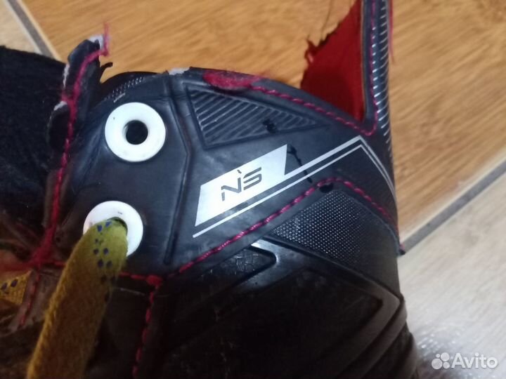 Хоккейные коньки bauer размер 32-33