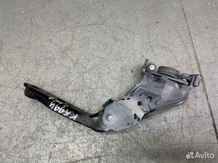 Ролик сдвижной двери Volkswagen Caddy 3 1.9 BLS