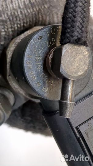 Форсунка топливная Mercedes C W203, 2001