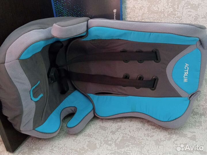 Автомобильное детское кресло от 9 до 36 кг