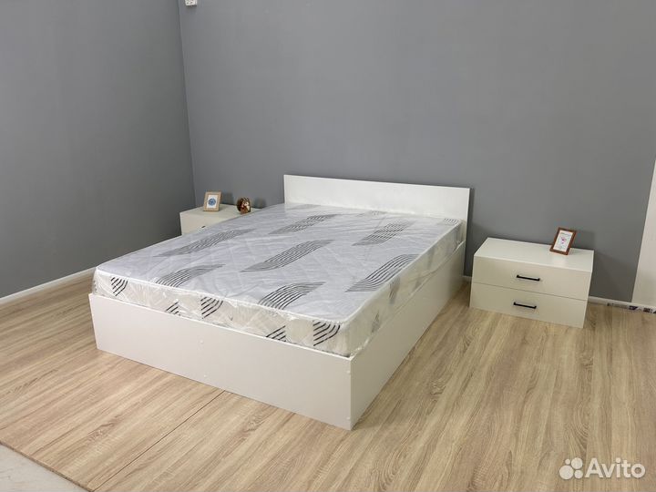 Кровать двухспальная 180 200 IKEA