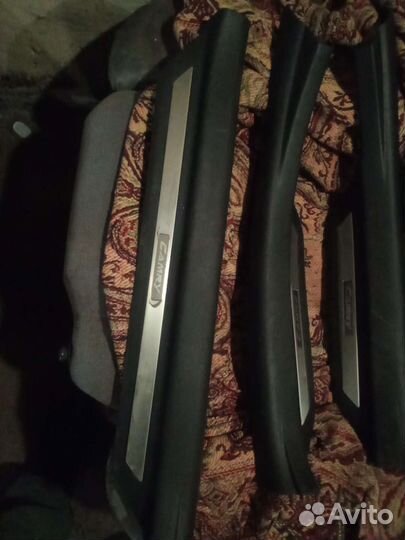 Toyota camry 40 накладки порогов черные