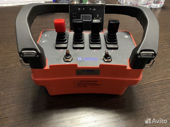 FAW 3250 с КМУ, 2024