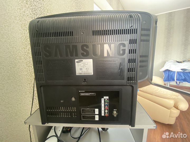 Телевизор samsung