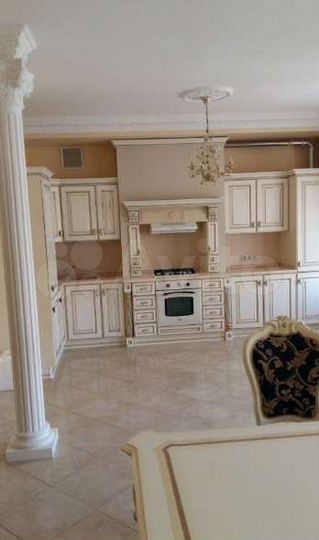 3-к. квартира, 160 м², 5/7 эт.