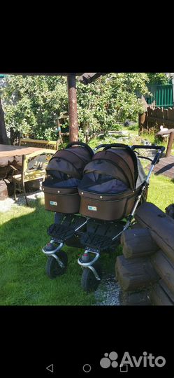 Коляска для двойни