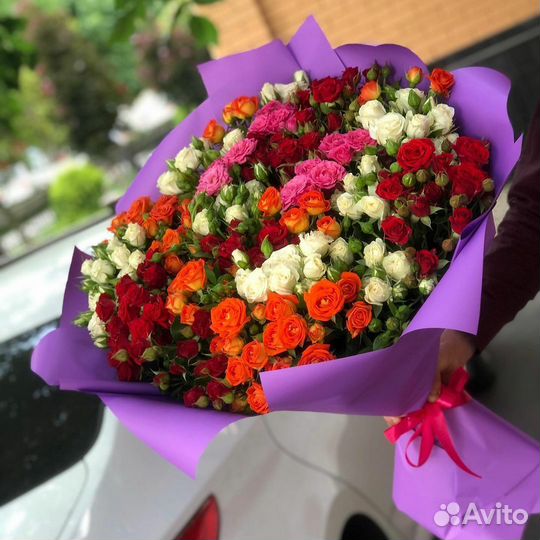 Букет из кустовых роз