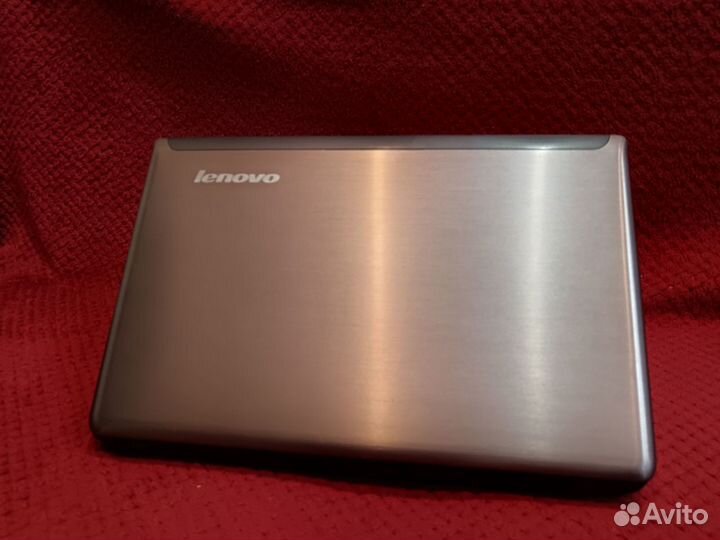 Lenovo Z570 intel core i5/8gb ddr3/320gb