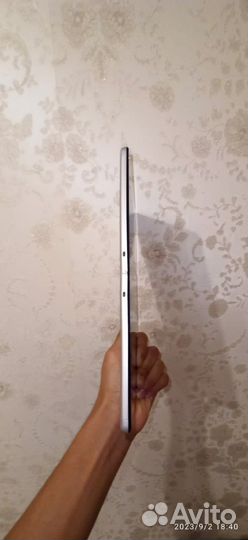 Планшет Lenovo Tap M10 FHD plus