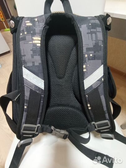 Школьный рюкзак для мальчика