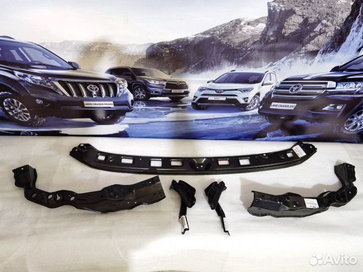 Кронштейн бампера и фар Toyota Land Cruiser 200
