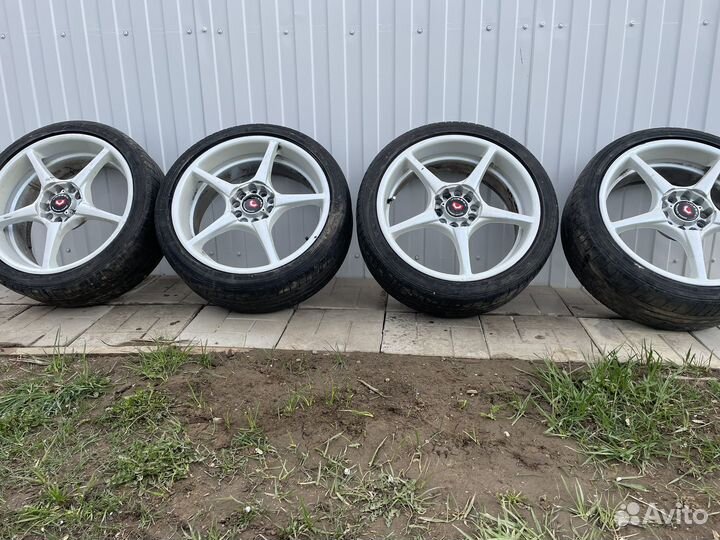 Литые диски r 18