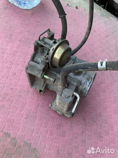 Дроссельная заслонка Lexus RX 300 03-06 гв