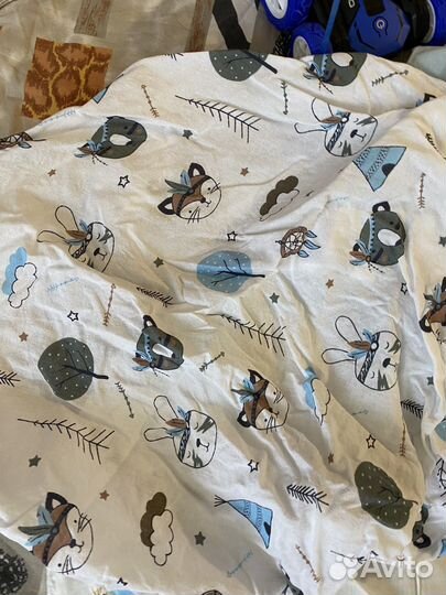 Матрас круглый с наматрасником+ 3 простыни