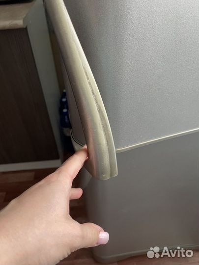 Холодильник indesit рабочий