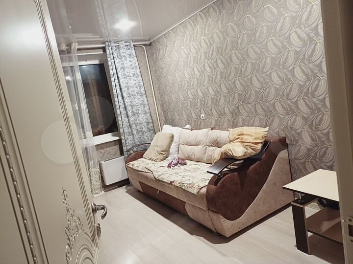 Комната 13 м² в 3-к., 1/12 эт.