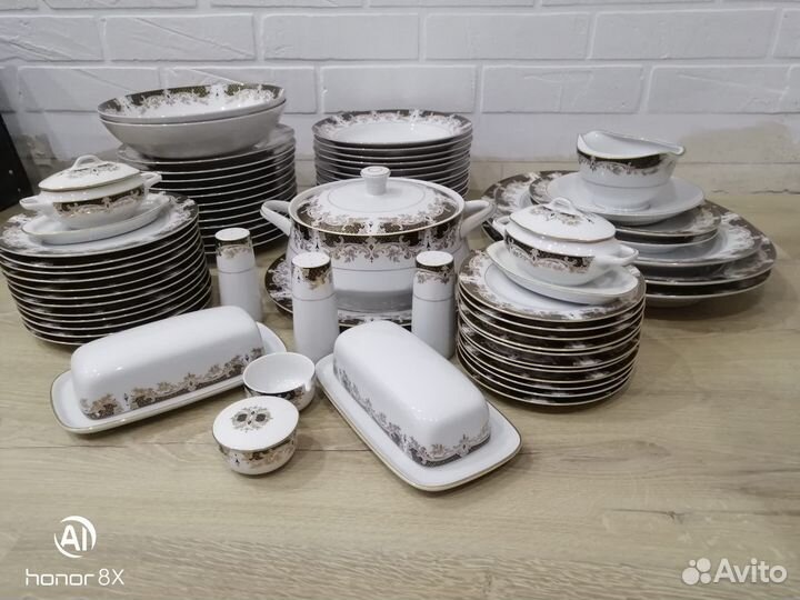 Столовый сервиз новый