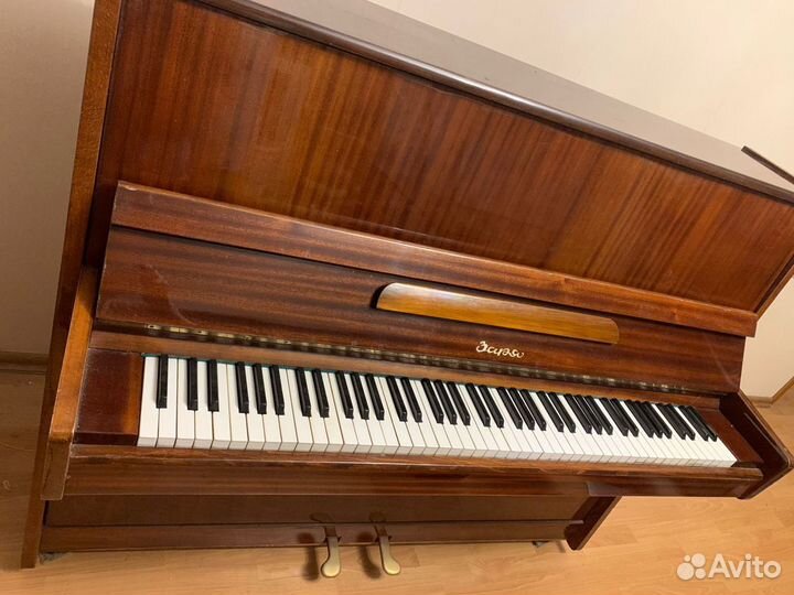 Фортепиано пианино