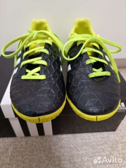 Футбольные бутсы adidas 31р