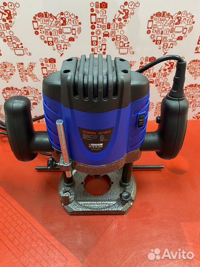 Фрезер витязь мф-1700-12 ом01