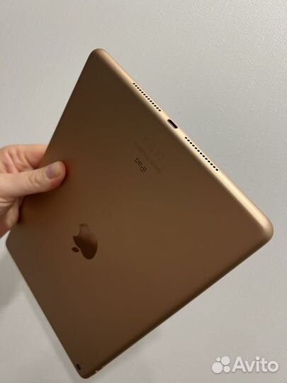 Apple iPad 8 поколения