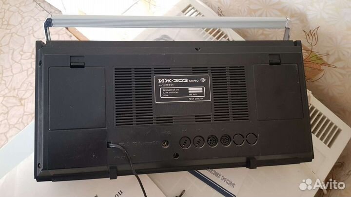 Магнитофон кассетный иж 303 СССР