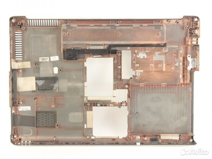 Нижняя крышка корпуса (