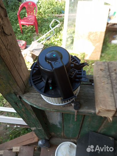 Мотор печки на Мерседес спринтер 906