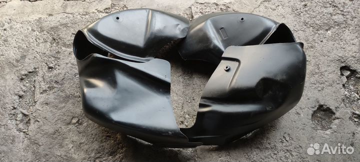 Подкрылки Рено Дастер