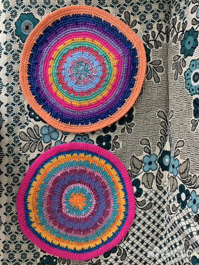 Вязанные коврики крючком