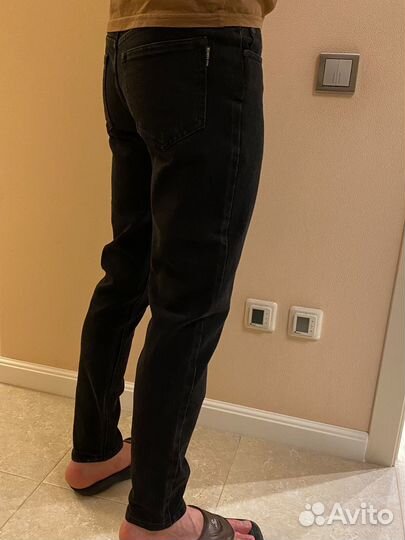 Джинсы мужские